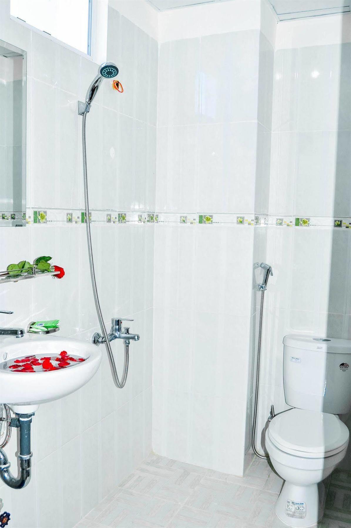 Thien Thanh Hotel - E Dragon Nha Trang Ngoại thất bức ảnh